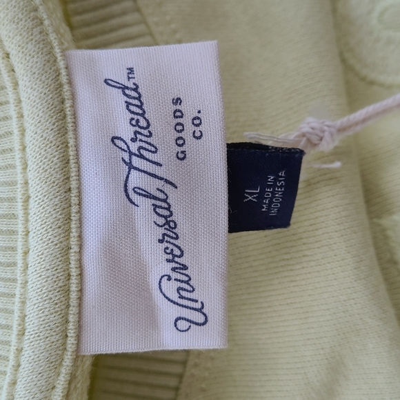 Universal Thread Yellow Sweatshirt - Picture 7 of 8